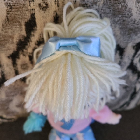 Set of Precious Moments Dolls - Picture 6 of 8